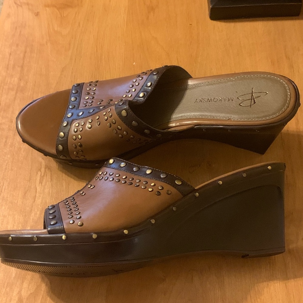 BOHO B MAKOWSKY BROWN WEDGE SANDALS 11